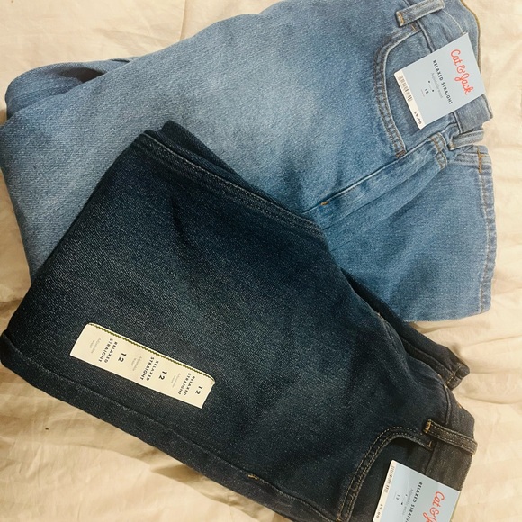 Cat & Jack Light and Dark Blue Relaxed Jeans-2 pair - Picture 1 of 9